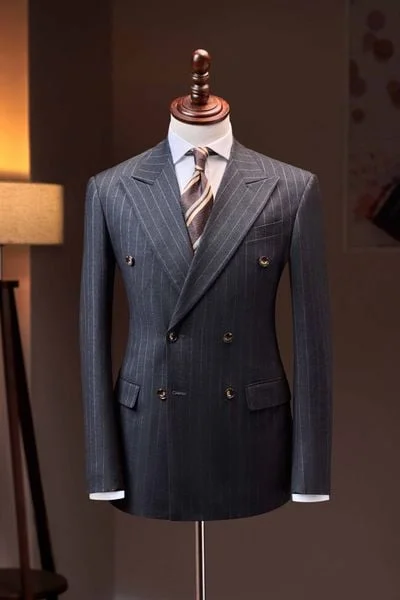 Áo vest ghi kẻ sọc cổ ve nhọn 2 hàng khuy - AV336CQ